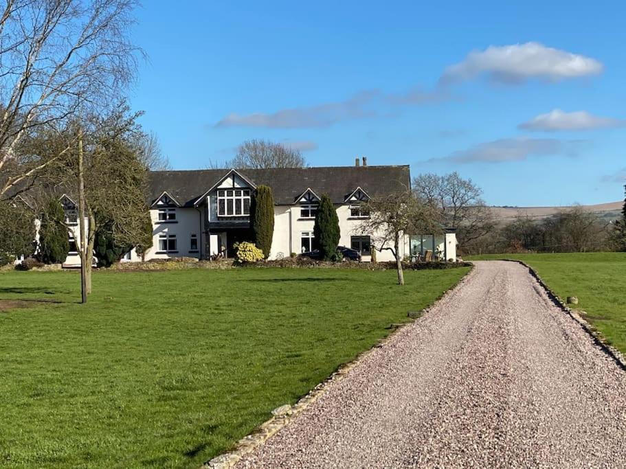 North Cottage Marlfields Hall, Stunning Location Adlington エクステリア 写真